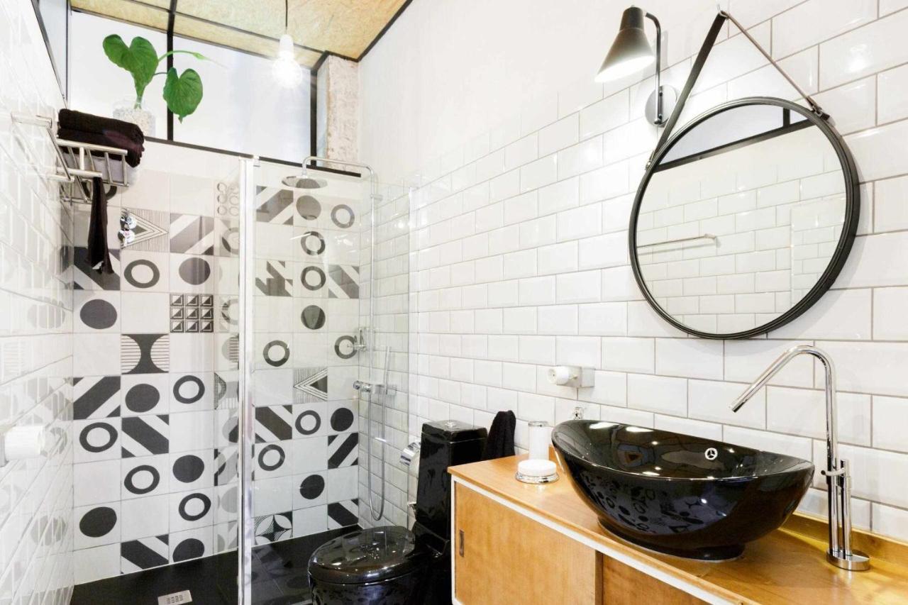 Monkeys Apartments Luxury Metaloft Siviglia Esterno foto